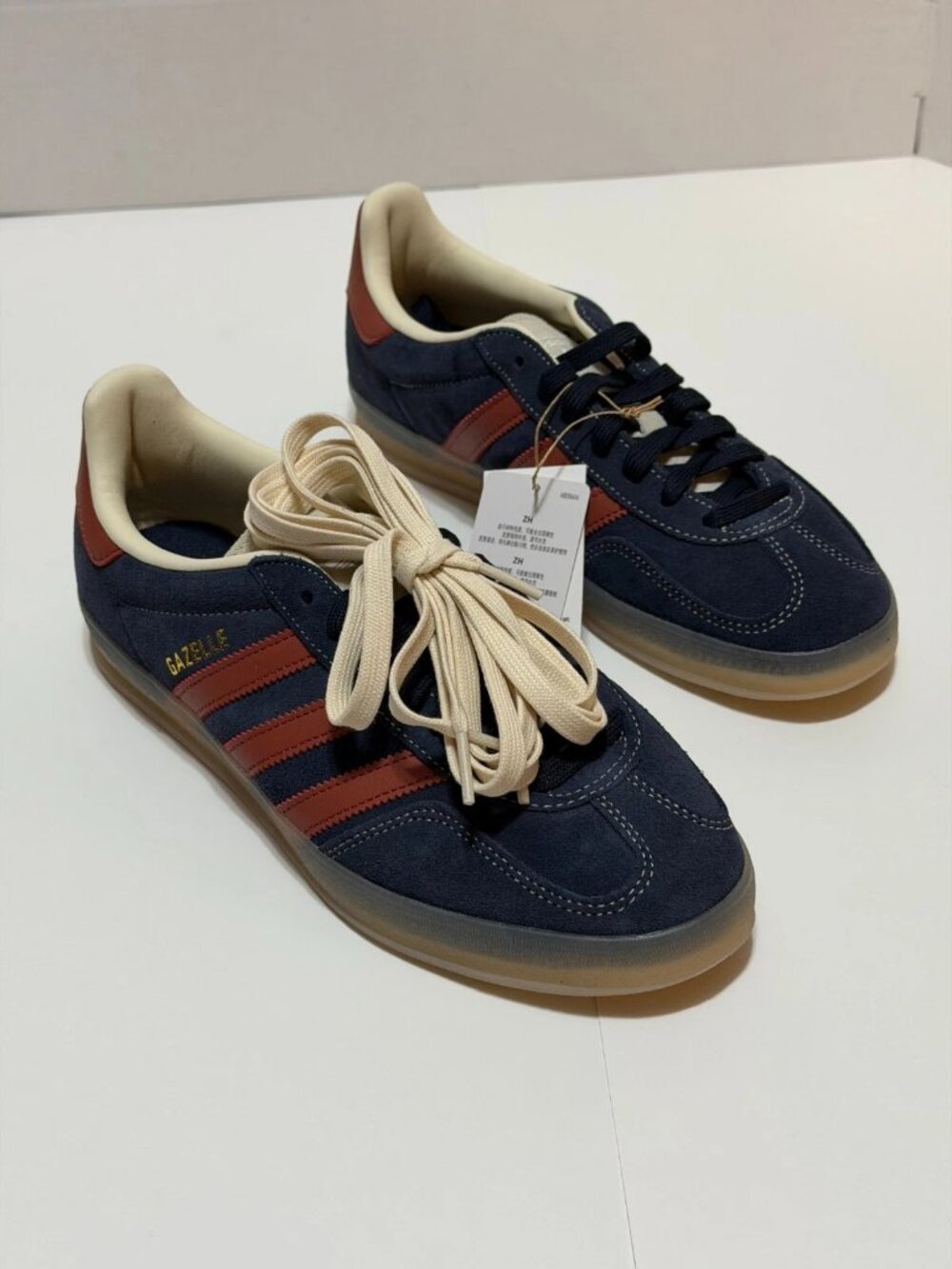 adidas Gazelle Indoor JH5404 Men's 8.5 Legend Ink Ruby New With Box